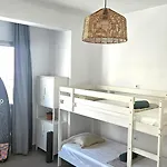 Hostel The Wave Temple Ii *